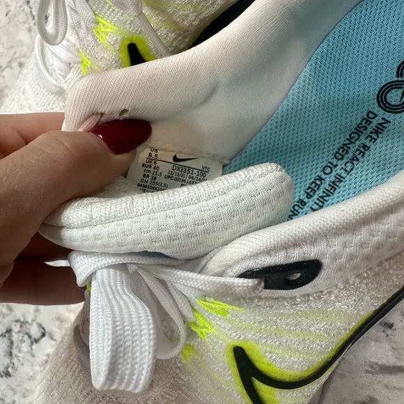 Nike- Womens React Infinity Run - Picture 6 of 7